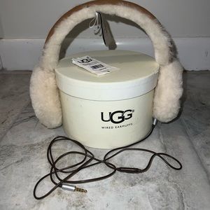 Unused Ugg Wired Earmuffs